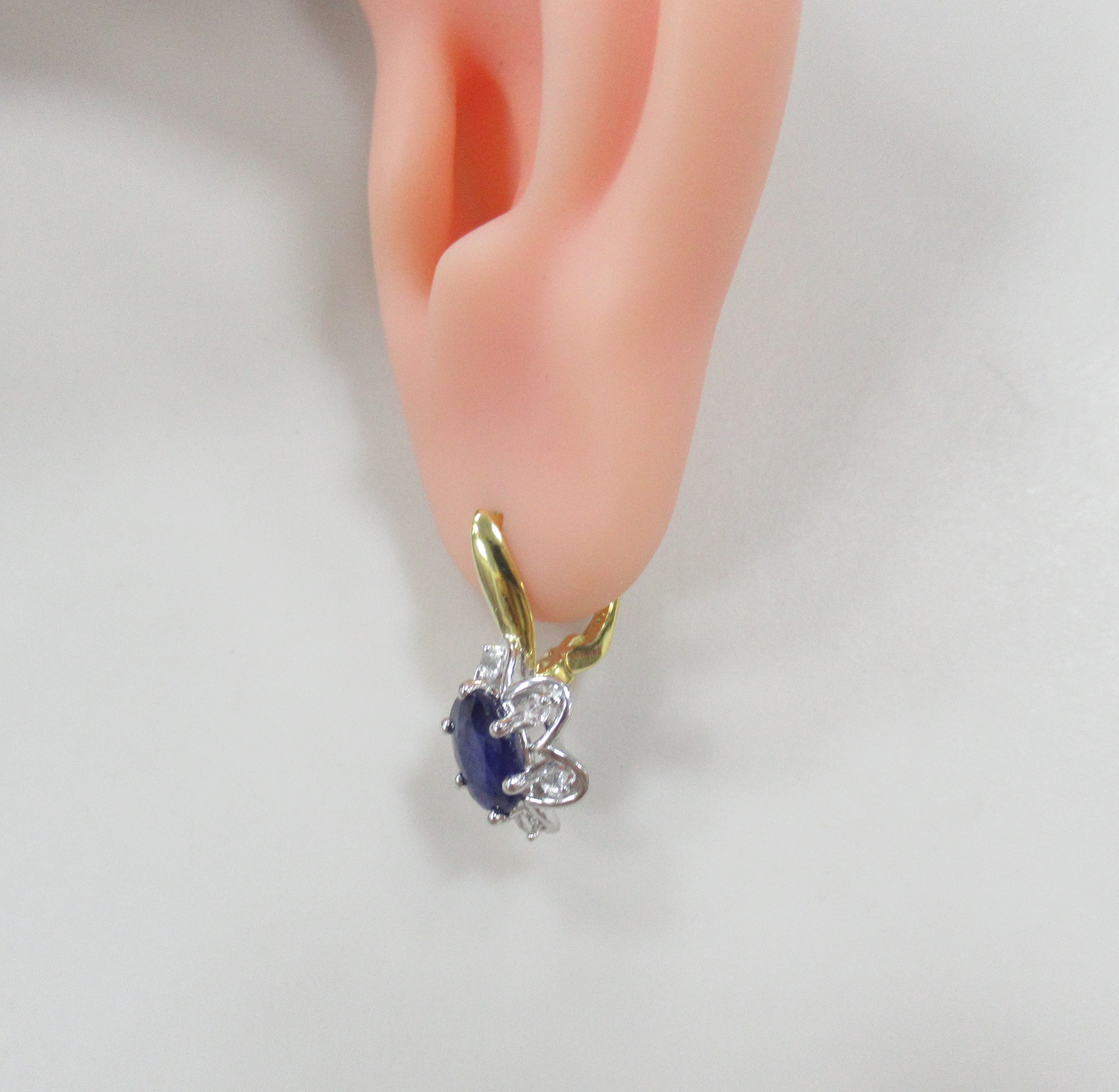 Серебряные серьги с сапфирами "Цветы"